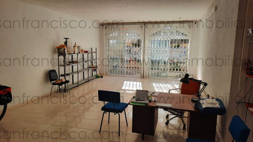 1 BañoBathrooms,Local,En Alquiler,1135