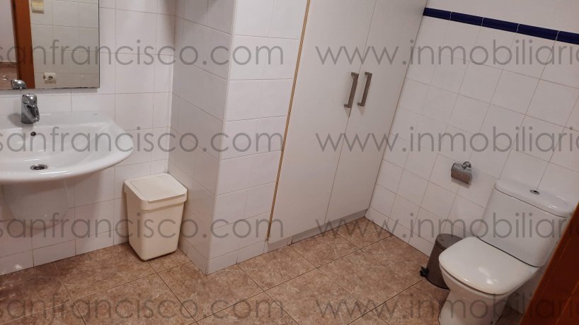 Puerto, ,2 BathroomsBathrooms,Local,En Venta,1152